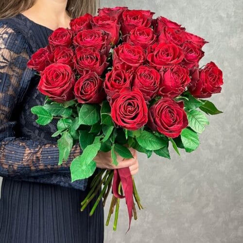 Valentino Pasiūlymas: 25 Raudonos Rožės