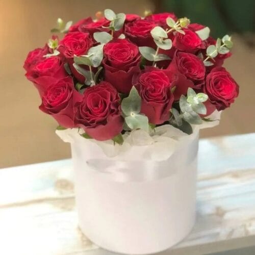 Flowery - Valentino Pasiūlymas: Gėlių Dėžutė „Rožės + Eukaliptas“