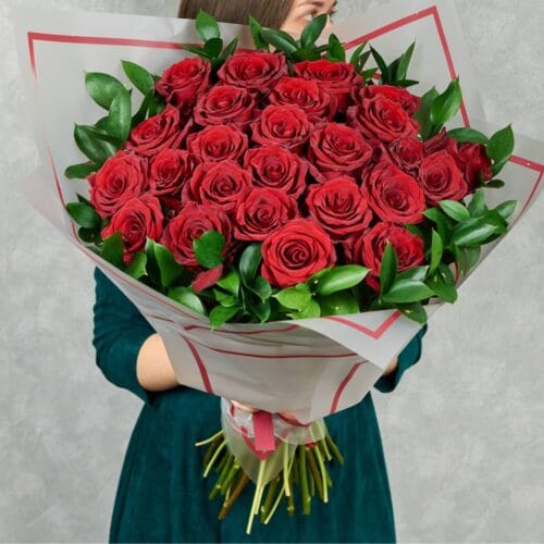 Valentino Pasiūlymas: Gėlių Puokštės „Rožės - Ruskus“